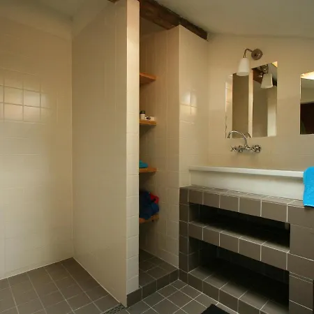 Spacious Near Forest In Stramproy Holiday home *